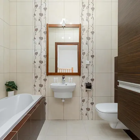 Rodzinny Z Parkingiem W Kolobrzegu By Renters * كولوبرزيغ